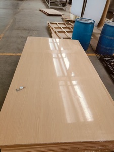 Rivestimento UV alto lucido <span class=keywords><strong>MDF</strong></span> 18 mmm15 <span class=keywords><strong>mm</strong></span> HDF <span class=keywords><strong>pannelli</strong></span> laminati <span class=keywords><strong>MDF</strong></span> 12mm 9mm 6mm 3mm <span class=keywords><strong>MDF</strong></span> pannello decorativo in <span class=keywords><strong>MDF</strong></span> - Product Image 5