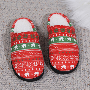 Pantoufles de Noël en gros pour femmes et hommes, imprimées de dessins animés, en peluche, fourrées, amusantes, confortables et chaudes pour l'hiver - Product Image 5
