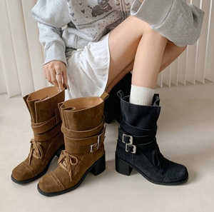 Botas de Invierno para Mujer, con Suela Gruesa, de Media Altura, de Cuero Vacuno y Piel de Oveja, Estilo Chelsea, Color Blanco Humo, Transpirables - Product Image 6