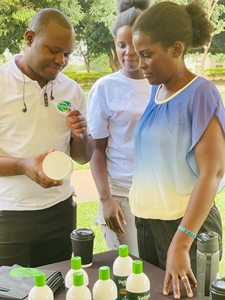 Manteca de Karité Nilotica Pura Sin Refinar en Contenedor Grande, para Uso Industrial en Formulaciones de Cuidado de la Piel y Corporal, Impresa con Serigrafía de Uganda - Product Image 6