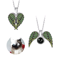 Collier de projection de photos ailes d'ange un cadeau de vacances pour les proches, la famille et les amis cet automne et cet hiver