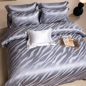 Juego de Cuatro Piezas de Edredón de Verano con Estampado Digital, Estilo Nórdico, Personalizable, Sábanas de Lyocell para Aire Acondicionado - Product Image 2