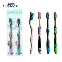 Brosse à dents manuelle à poils souples pour adultes, poignée antidérapante, brosse à dents pour la maison, support d'étiquette privée personnalisée, service ODM OEM