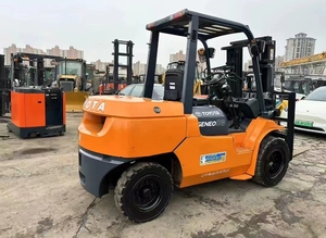 יד שנייה toyota fd50 מלגזה 5טון מקורי יפן בשימוש מעלית משאית 5 טון - Product Image 3