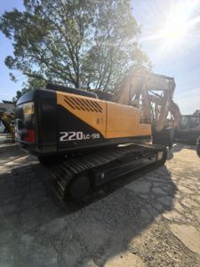 Excavatrice sur chenilles hydraulique Hyundai 220LC-9S d'origine coréenne de 20 tonnes en bon état avec moteur diesel et moteur électrique - Vente flash - Product Image 3