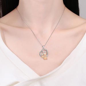 Collier pendentif mère et fille, cœur créatif, deux couleurs, cuivre électro-plaqué, zircon, personnalité, fête des mères, cœur creux - Product Image 3