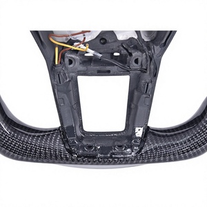Volant en fibre de carbone à bas <span class=keywords><strong>prix</strong></span> en stock pour <span class=keywords><strong>Audi</strong></span> Q3 A4 B7 C7 <span class=keywords><strong>RS6</strong></span> A6L B9 A3 S Line S5 B8 A5 B8 A4L - Product Image 2