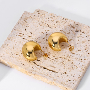 Mode plaqué or haute poli épais boucles d'oreilles en forme de C pas de décoloration en acier inoxydable gros croissant demi-cercle boucles d'oreilles femmes - Product Image 6