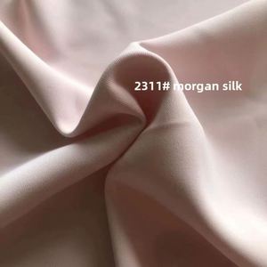 Approvisionnement direct Spot : Nouveauté 2026 – Tissu sergé brocart 100 % polyester Morgan, teint, résistant à l'abrasion, poids lourd 245 g/m², pour costumes et tenues décontractées - Product Image 1