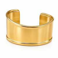 Bracelet manchette large asymétrique en acier inoxydable doré Josette de Inspire Jewelry