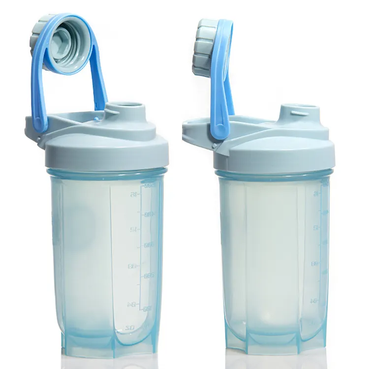 Logotipo personalizado 600ml Bpa libre de plástico entrenamiento botella de agua gimnasio proteína batidos coctelera botella con bola mezcladora