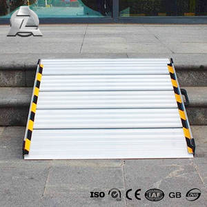 Venta al por mayor silla de ruedas portátil silla de ruedas <span class=keywords><strong>para</strong></span> <span class=keywords><strong>discapacitados</strong></span> <span class=keywords><strong>rampas</strong></span> <span class=keywords><strong>para</strong></span> el hogar escalones <span class=keywords><strong>escaleras</strong></span> puertas - Product Image 6