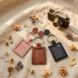PU Leather Embossed Soft High Quality Cute Minimalist Photo Key Chain Mini Couple <b>Anime</b> Celebrity Photo Storage Holder Pendant - Product Image 3