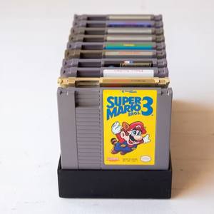 Yageli fabbrica all'ingrosso nero acrilico NES cartuccia stand per la collezione di videogiochi retrò - Product Image 5