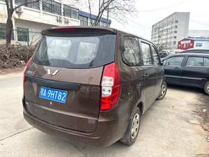 VAN d'occasion Wuling 2018 Hongguang S <span class=keywords><strong>1</strong></span>.2L Type Classique Basique 5 places Manuelle Extérieur Marron 5-8 places Bien entretenue Voitures d'occasion - Product Image 3