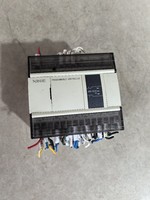 Contrôleur PLC XINJE XD5-32T4-E professionnel d'occasion (1 pièce)