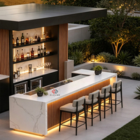 Comptoir de bar commercial de luxe, forme organique, mobilier de bar lounge, marbre, comptoir de bar sur mesure