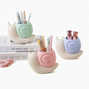 Porte-stylo rond en forme d'escargot de dessin animé, en plastique, impression numérique, organisateur de papeterie de bureau, décoration de bureau - Product Image 1