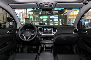 Acceptation des commandes personnalisées – Dépôt pour Hyundai <span class=keywords><strong>Tucson</strong></span> SUV d'occasion, traction avant, modèles 2023, 2022, 2018, 2017 – Voiture à essence chinoise - Product Image 6