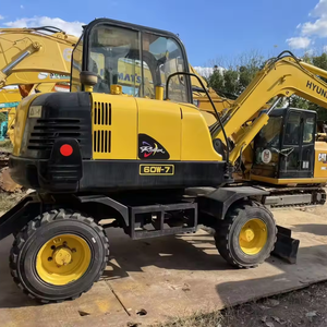 Excavatrice Hyundai d'occasion de 6 tonnes certifiée CE avec godet, fabriquée en Corée, dotée de moteur, pompe à engrenages et roulement, à vendre - Product Image 1