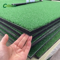 Tapis de golf pour le swing et la pratique, base en caoutchouc rigide, vert, 1,5 m x 1,5 m, garantie 2 ans
