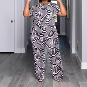 Conjunto de Dos Piezas <span class=keywords><strong>AiLa</strong></span> para Mujer 2026, Estampado Informal, Transpirable, de Poliéster, Corte Holgado, Top Largo, Manga Tres Cuartos, Pantalones Cortos con Estampado Digital - Product Image 2