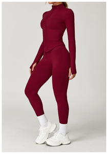 Set Sportivo Senza Cuciture da Donna: Canotta da Corsa, Leggings Modellanti e Giacca da Palestra, Completo Yoga 3 Pezzi - Product Image 4