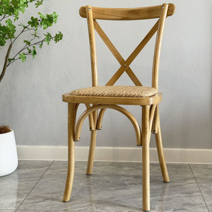 <span class=keywords><strong>Sedie</strong></span> <span class=keywords><strong>da</strong></span> Pranzo Impilabili <span class=keywords><strong>in</strong></span> <span class=keywords><strong>Legno</strong></span> Massello con Schienale Incrociato e Rattan per Hotel, Banchetti, Ristoranti, Matrimoni all'Aperto e Sale Feste - Product Image 5