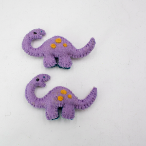 Adorno de dinosaurio de fieltro morado cosido a mano para niños, decoración colgante para árbol, set de regalo al por mayor - Product Image 3