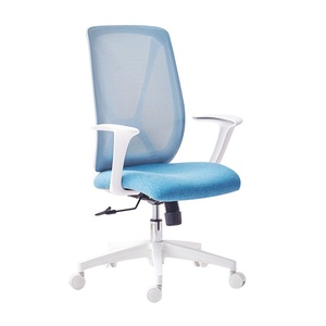 Chaise de bureau exécutive moderne en maille, chaise de gaming ergonomique de luxe conçue en plastique pour le bureau (vente en gros) - Product Image 2