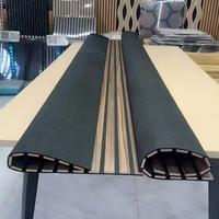 Panneau acoustique rainuré en bois OEM ODM, design cannelé, panneau mural insonorisant pour hall d'hôtel de luxe et réception
