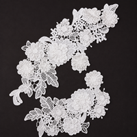 Appliques en dentelle brodées sur mesure, logo personnalisé, fleurs 3D, solubles dans l'eau, pour robes de mariée