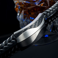 Bracelet en cuir tressé noir de style minimaliste, bracelet en cuir tissé personnalisé en acier inoxydable et fibre de carbone pour homme