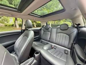 BMW <span class=keywords><strong>MINI</strong></span> 1.5T Automático de Segunda <span class=keywords><strong>Mano</strong></span>, Año 2022, Cuatro Plazas, Potencia Máxima 102 Hp, Equipado con Asientos de Cuero y Neumáticos de 16 Pulgadas - Product Image 6