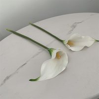 B-920 Lys Calla Blanc Artificiel Haut de Gamme en PU, Toucher Réel, Fait Main, Moderne et Réaliste, pour Centre de Table de Mariage, Tige Unique