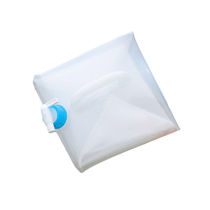 Alternative au distributeur <span class=keywords><strong>d</strong></span>'<span class=keywords><strong>eau</strong></span> de bureau/de fête : Sac <span class=keywords><strong>d</strong></span>'<span class=keywords><strong>eau</strong></span> pliable de 10 L <span class=keywords><strong>avec</strong></span> <span class=keywords><strong>support</strong></span>, conteneur pliable <span class=keywords><strong>avec</strong></span> robinet pour événements - Product Image 5