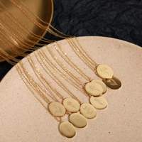 Collier personnalisé en forme de fleur pour naissance, pièces, pendentif Floral gravé en or 18k, breloque pour disque, bijoux à offrir