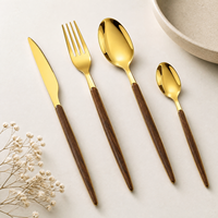 Ensemble d'ustensiles en acier inoxydable SS410, plaqué chrome, manches en bois, finition miroir, pour hôtel, restaurant, restauration, vente en gros