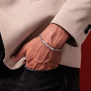 <span class=keywords><strong>Bracciale</strong></span> CYNYA personalizzato in <span class=keywords><strong>argento</strong></span> per <span class=keywords><strong>uomo</strong></span>, <span class=keywords><strong>con</strong></span> <span class=keywords><strong>incisione</strong></span> iniziale, regalo per marito, fidanzato, papà, anniversario - Product Image 4