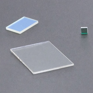 <span class=keywords><strong>Filtre</strong></span> passe-bande pour détecteur de diode <span class=keywords><strong>photo</strong></span> 810 nm <span class=keywords><strong>avec</strong></span> revêtement IAD/PVD, transmission >85% - Product Image 4