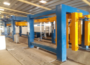 เครื่องตัดแนวนอน MARUTI HYDRAULICS LIMITED ความแม่นยำสูง สำหรับงานอุตสาหกรรม ตัดบล็อก AAC ด้วยลวด ทนทานสูง เป็นมิตรต่อสิ่งแวดล้อม - Product Image 2