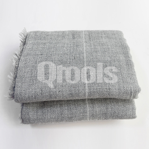 Tissu <span class=keywords><strong>de</strong></span> <span class=keywords><strong>tufting</strong></span> professionnel en <span class=keywords><strong>toile</strong></span> <span class=keywords><strong>de</strong></span> <span class=keywords><strong>moine</strong></span>, gris allemand, pour pistolet <span class=keywords><strong>de</strong></span> <span class=keywords><strong>tufting</strong></span>, personnalisable, en stock, vente chaude 2025 - Product Image 2