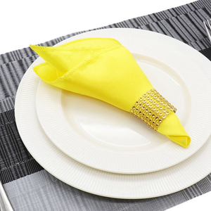 Serviettes de table durables en satin et coton faites à la main pour les repas formels et informels Design uni pour les mariages Restaurants - Product Image 2