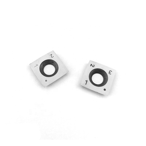 Insertos <span class=keywords><strong>de</strong></span> carburo <span class=keywords><strong>de</strong></span> tungsteno cuadrados personalizables OEM herramienta <span class=keywords><strong>de</strong></span> torneado externo para torno <span class=keywords><strong>de</strong></span> torneado <span class=keywords><strong>de</strong></span> madera - Product Image 1
