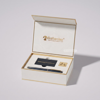 Coffret Cadeau de Papeterie du Nouvel An OEM/ODM, Emballage Artisanal avec Estampage Doré, Boîte Rigide Magnétique en Carton avec Sac en Papier