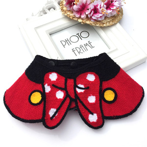 Toalla de saliva para mascotas, ajuste lindo de lana de dibujos animados tejido perro gato <span class=keywords><strong>Collar</strong></span>, babero aseo arco diseño perro bufanda, bufanda para mascota - Product Image 1