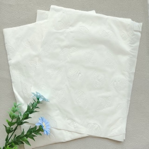 แผ่นรองกระดาษทางการแพทย์แบบใช้แล้วทิ้ง สีขาว สะอาด ขนาด 30x50 ซม. 4 ชั้น คุณภาพพรีเมียม น้ำหนักเบา ใช้งานสะดวก - Product Image 4