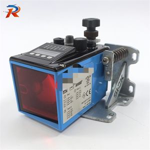 Dl100-12aa2112 1060047 Capteur + монтаж поддерживает новый оригинальный готовый запас промышленной автоматизации Pac выделенный Plc Программирование C - Product Image 1