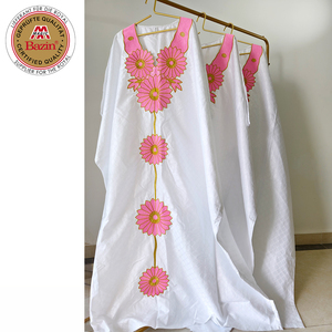 <span class=keywords><strong>Robe</strong></span> <span class=keywords><strong>Boubou</strong></span> Dashiki <span class=keywords><strong>Bazin</strong></span> Riche Parfumée de Haute Qualité avec Foulard, Tenue de Mariage Traditionnel Nigérian pour la Mariée - Product Image 3