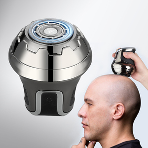 Tondeuse à barbe électrique étanche IPX5 rechargeable par USB pour hommes chauves, usage domestique et en camping-car, affichage en anglais - Product Image 1